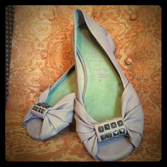 Ladies Fashionable Flats