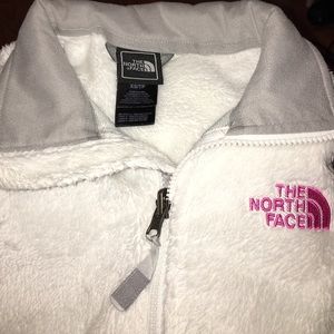 White breast cancer awareness Osito Northface