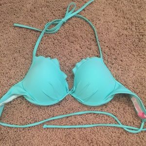 Victoria's Secret swimsuit top. Size 34b Aqua