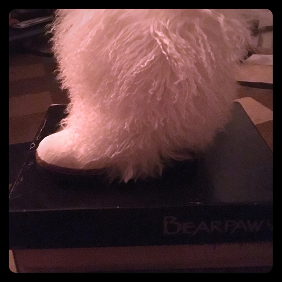 Beotis II- White Sz 7