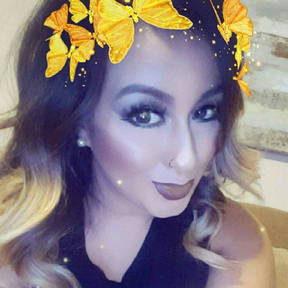 Meet your Posher, Andrea