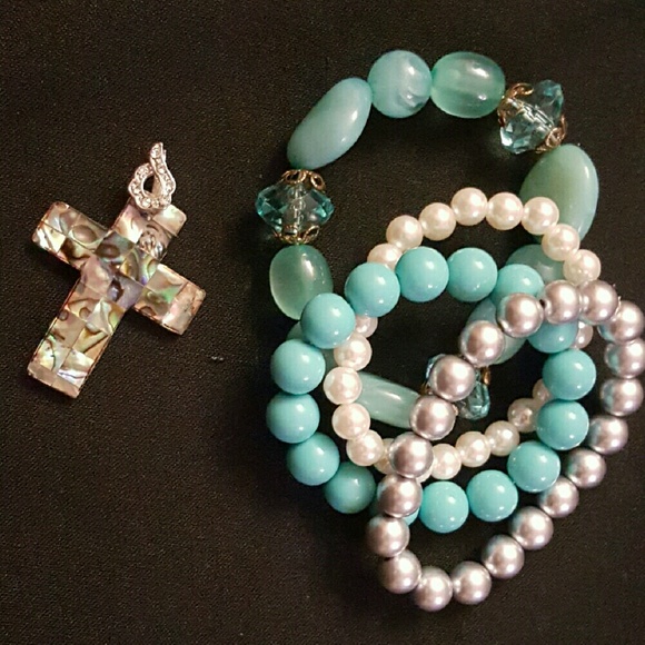 Abalone shell pendant