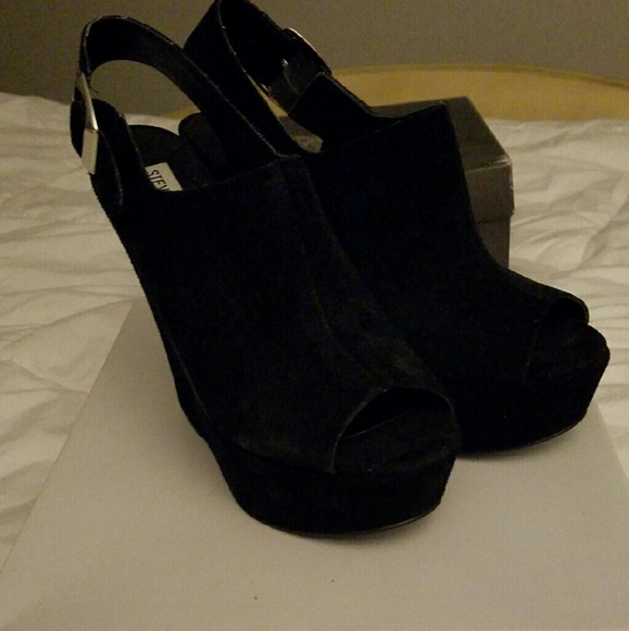 Steve Madden black suede platform wedge - Picture 1 of 1