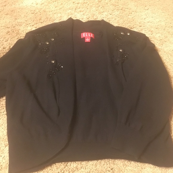 Elle black shrug