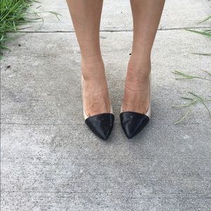 FLASH SALE: Pointy Heels Size 7.5. Looks like New!