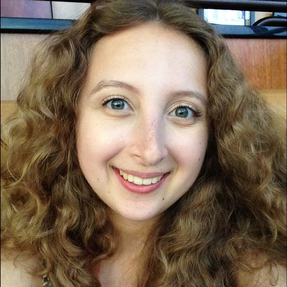 Meet your Posher, Melissa