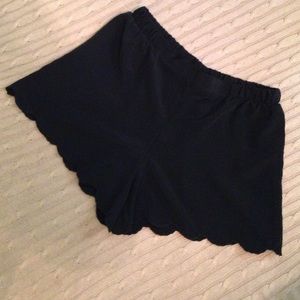 Scalloped Hem Shorts