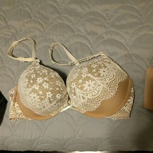 Victoria's Secret Bombshell Bra