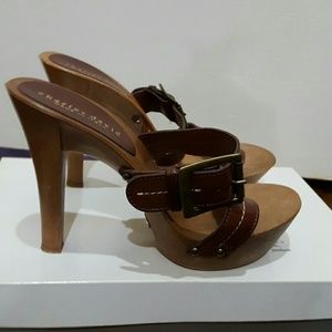 Charles David Radical Brown Platform Sandals 7
