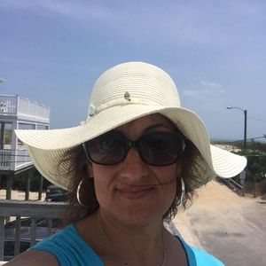 Meet your Posher, Virginia