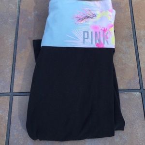 Vs pink cropped yoga leggins
