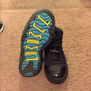 Retro Jordan's gamma 11's
