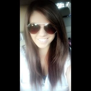 Meet your Posher, Maggie