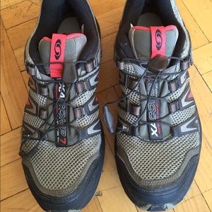 Salomon low cut trail hiking boots