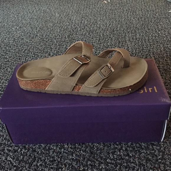 Madden Girl Shoes - BNWT madden girl birkenstocks size 6
