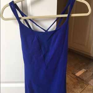 Lululemon tank