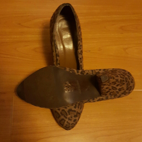 Leopard heels - Picture 2 of 2