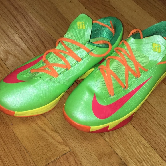 KD lime/orange/yellow size 6 (boys/youth)