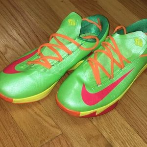 KD lime/orange/yellow size 6 (boys/youth)
