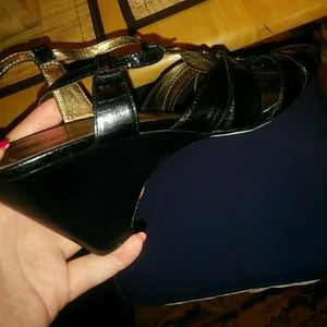 Anne Klein, 3.5 inch heels. Size 10.5