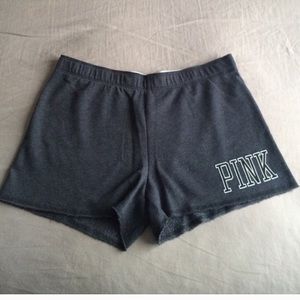 ISO these style shorts! Medium- large?