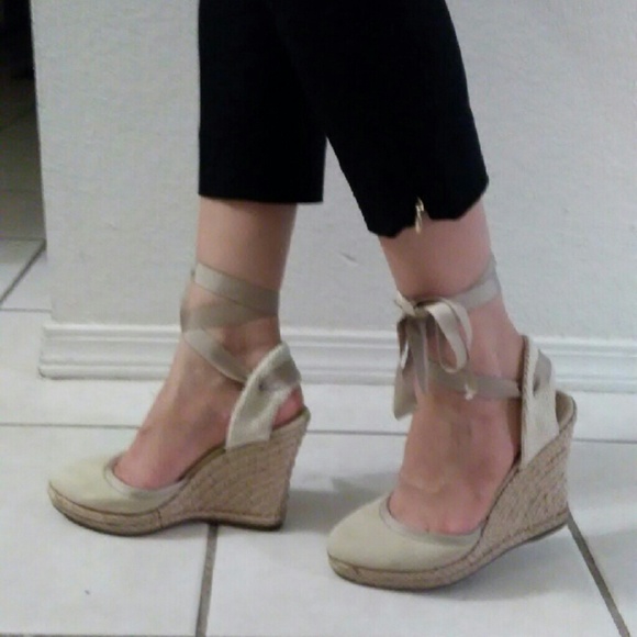 Aldo wedges