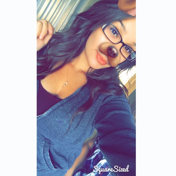 Meet your Posher, Marina