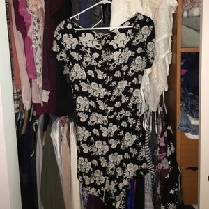 Black and white F21 flower romper