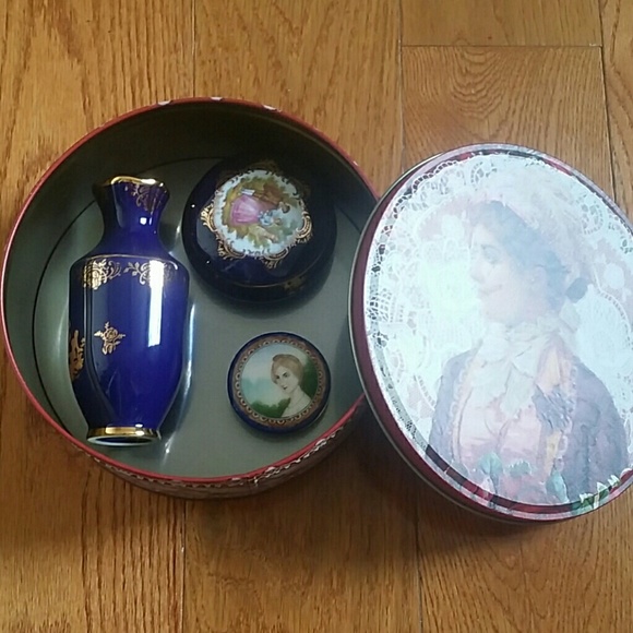 Limoges Accessories - 2 Authentic Limoges vase and Trinket box