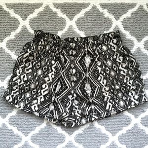 NWOT AE Tribal Print Shorts