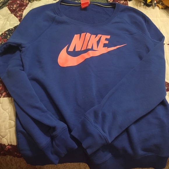 Nike crew neck