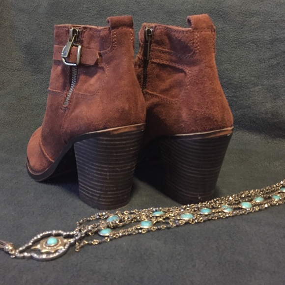 Lucky brand booties - Picture 2 of 3