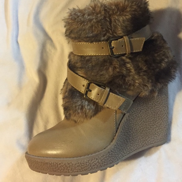 Winter boots ❄️ - Picture 2 of 4