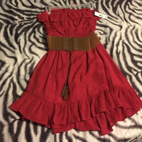 Dress - Picture 1 of 1