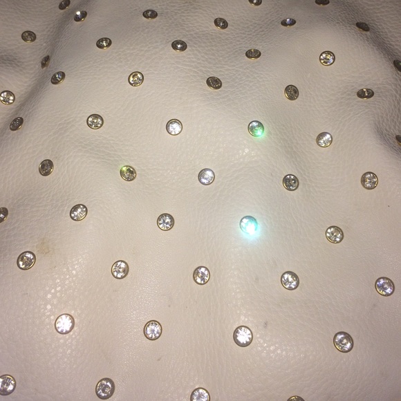 SUPER CUTE CHARMING CHARLIE'S PURSE💗 - Picture 2 of 4