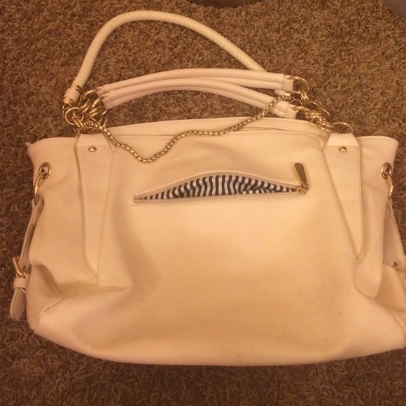 SUPER CUTE CHARMING CHARLIE'S PURSE💗 - Picture 3 of 4