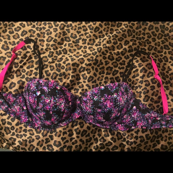 Floral lace push up bra!