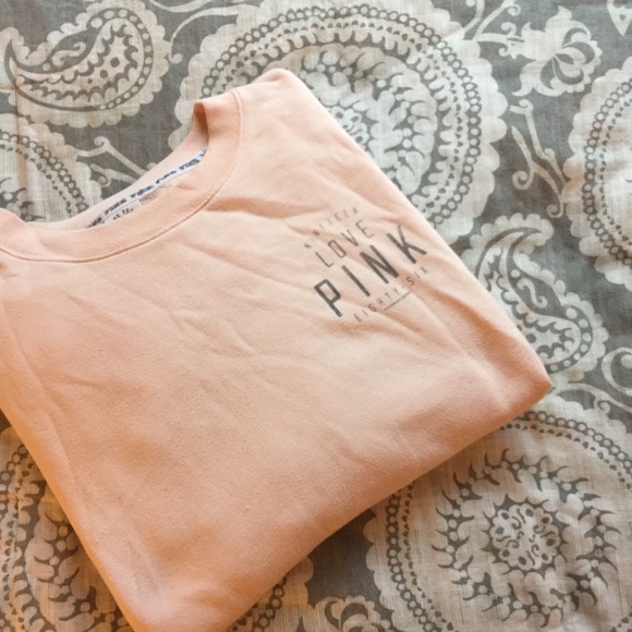 Victoria Secret sweater! 💕💕💕