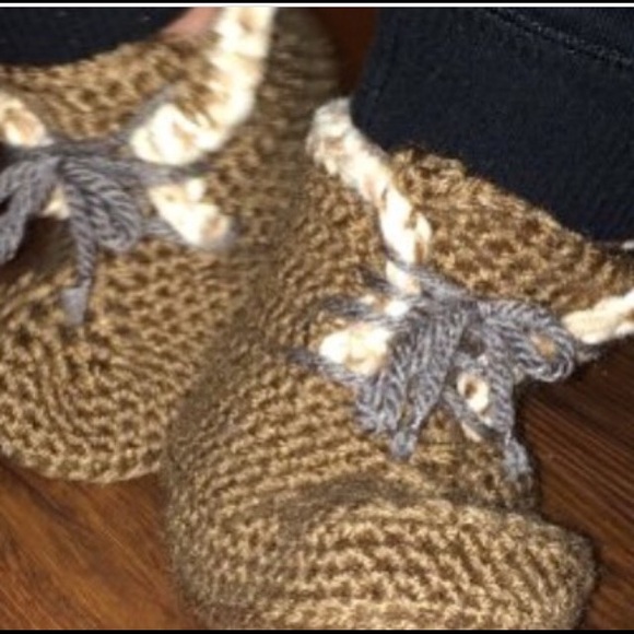Crochet baby booties