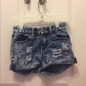Adorable size 0 high waisted shorts