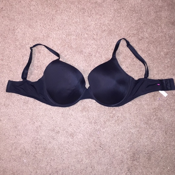 Victoria's Secret Black 34DDD Bra