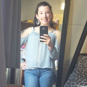 Meet your Posher, Allison