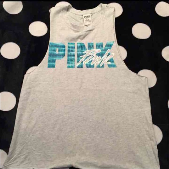 NWT MUSCLE STYLE TANK