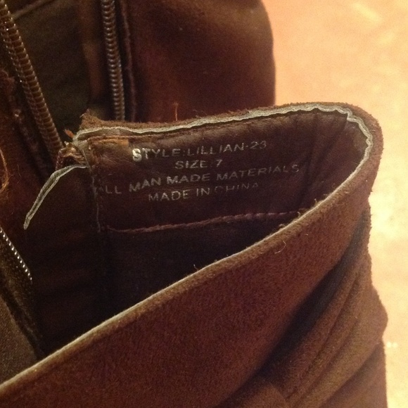 Chocolate Brown Booties Size 7 - Picture 3 of 4