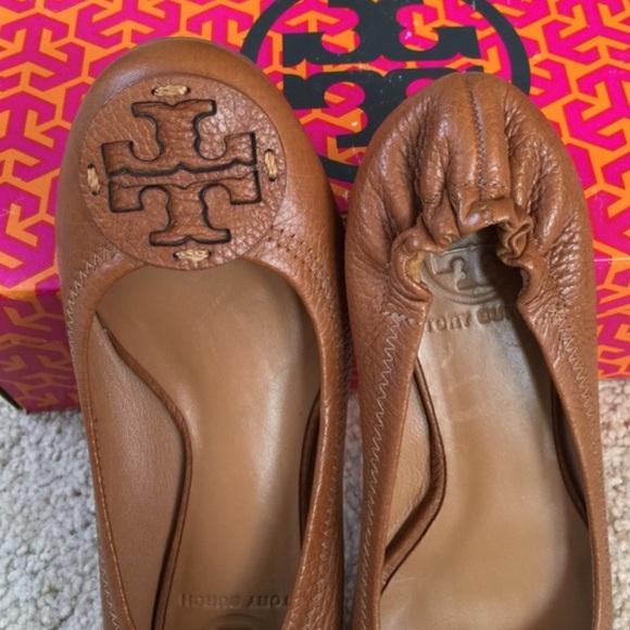 SOLD**Tory Burch Royal Tan Reva flats** SOLD ON M - Picture 2 of 4
