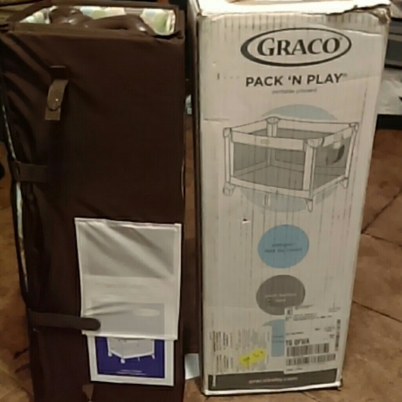 Pack and play - Picture 3 of 4
