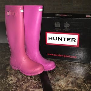 Hunter Rain Boots size 8 Fuschia/ hot pink
