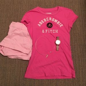 🐚Like new Abercrombie &Fitch Top 🐚