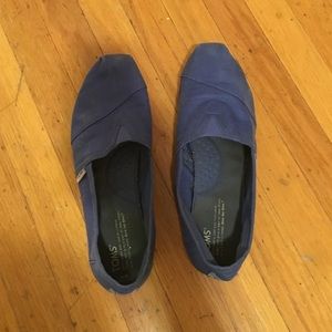 Cobalt blue Toms