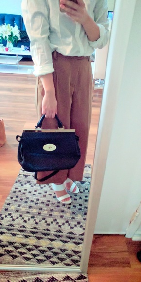 Mulberry Suffolk - Picture 2 of 3